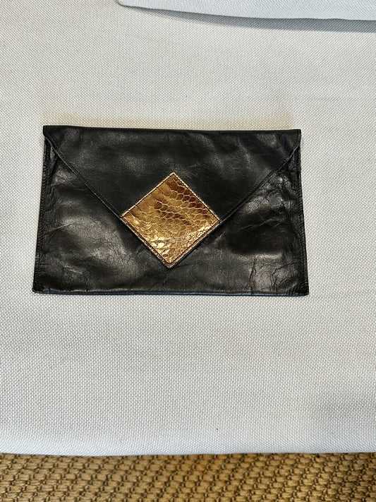 90s envelope clutch